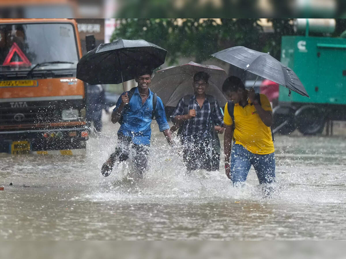 mumbai rains: IMD issues 'yellow' alert for Mumbai - The Economic Times